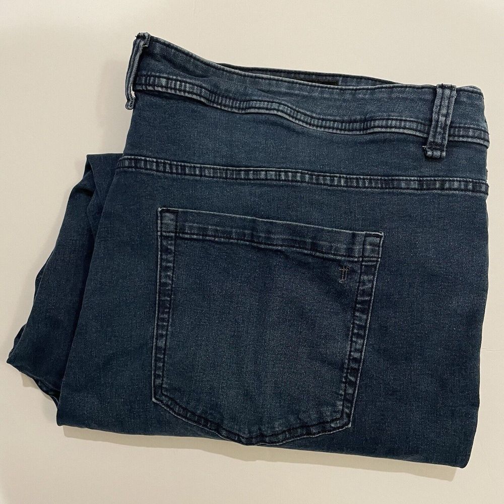 Men's Straight Jeans in Dark Blue Denim